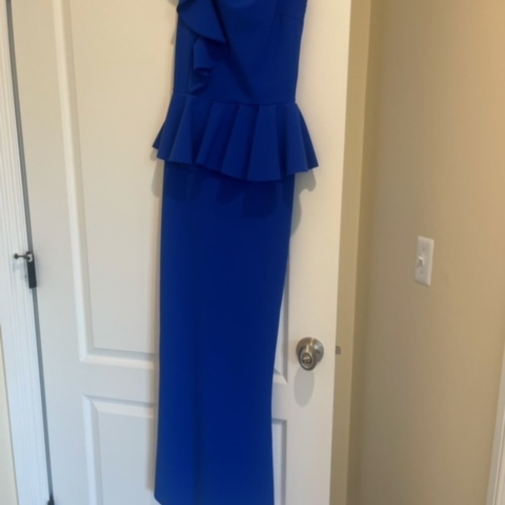 dress - Picture 2 of 4